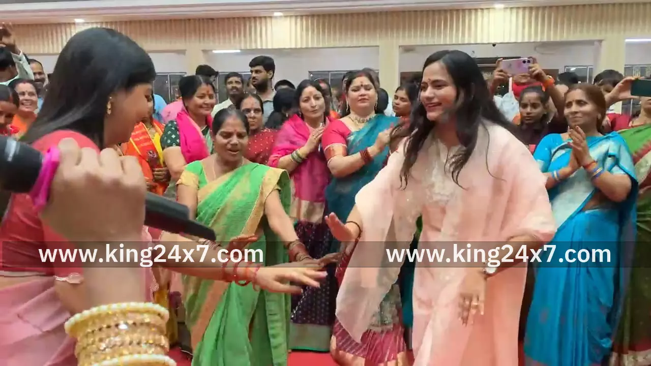 கோவையில் வடமாநில மக்களால் துர்கா பூஜை கொண்டாட்டம் !