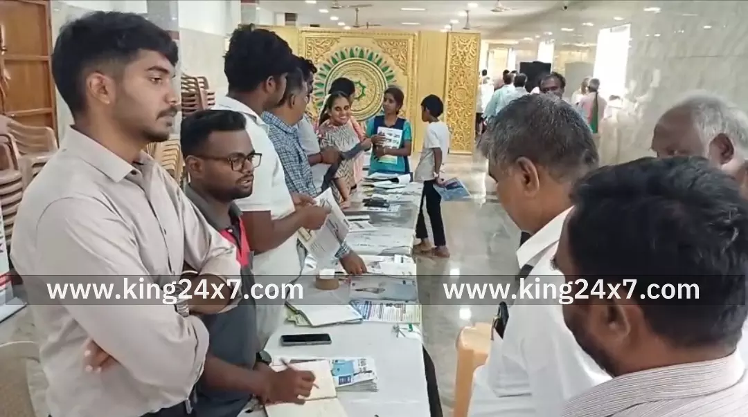 அரசூரில் சூரிய மின்சார விழிப்புணர்வு முகாம்! அரசூரில் சூரிய மின்சார விழிப்புணர்வு முகாம்!