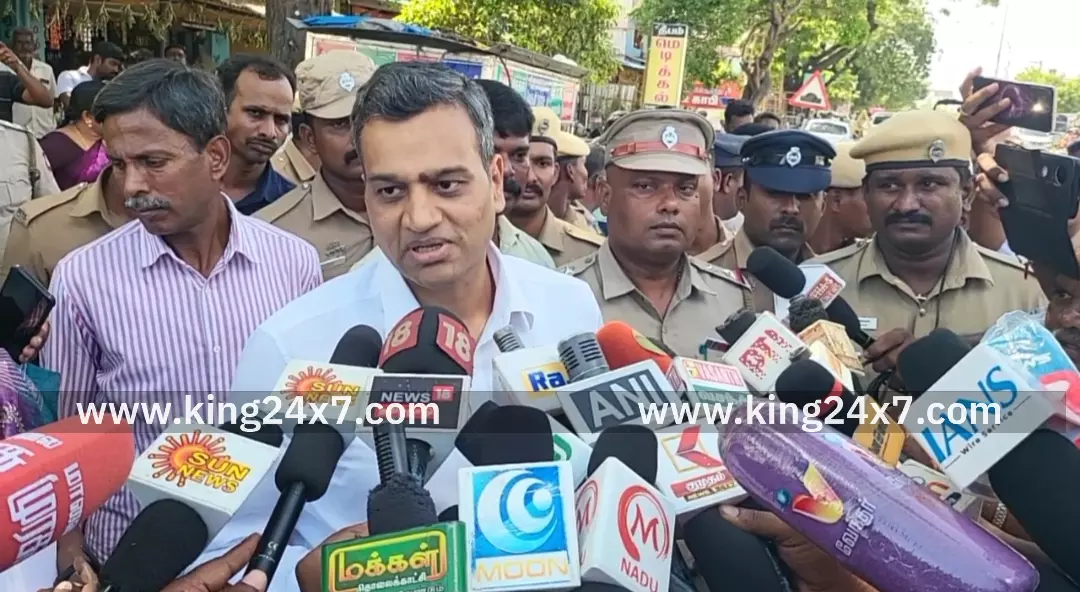 கரூரில் விசாரணை இப்போதுதான் துவங்கி உள்ளது விசாரணை விபரங்களை பிறகு தெரிவிக்கிறேன்.ஐஜி அஸ்ரா கார்க் கரூரில் பேட்டி.