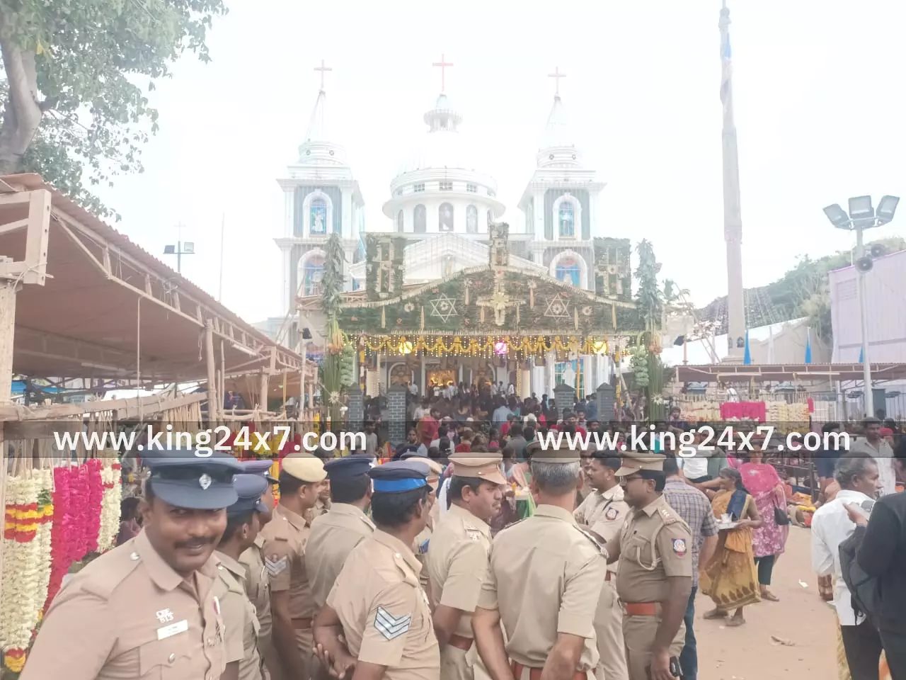 கருமத்தம்பட்டியில் 384வது ஆண்டு ஜெபமாலை அன்னை ஆலயத் திருவிழா கோலாகலம் !