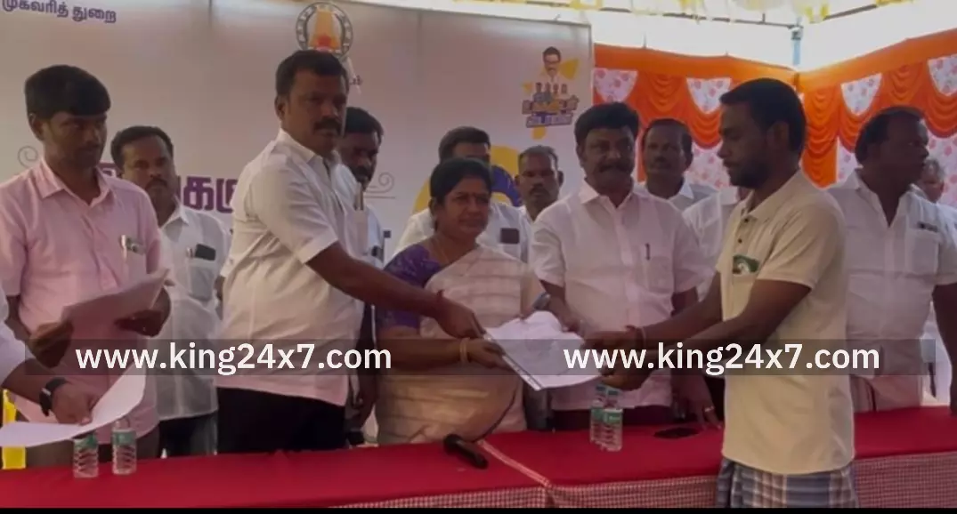 பள்ளபாளையம்- உங்களுடன் ஸ்டாலின் திட்டத்தில் நலத்திட்டங்களை வழங்கினார் எம்எல்ஏ சிவகாமசுந்தரி.