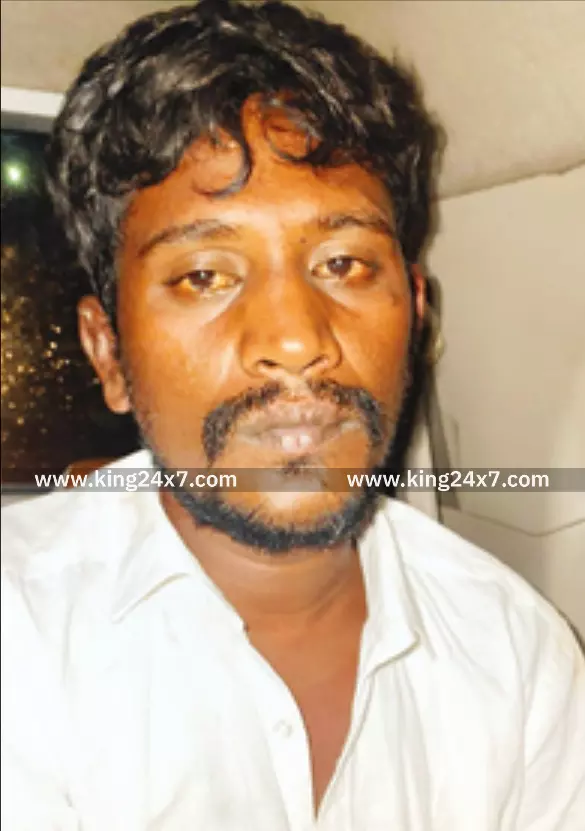 பார் ஊழியரிடம் பணம் பறித்த 2 பேர் கைது ! பார் ஊழியரிடம் பணம் பறித்த 2 பேர் கைது !