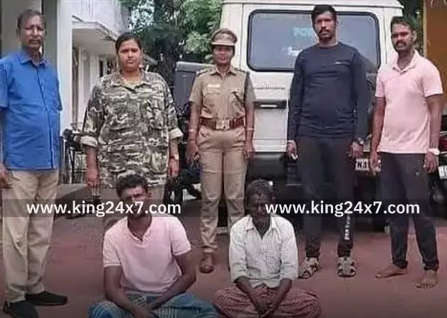 வேளாங்கண்ணியில் கடல் சங்கு விற்பனை