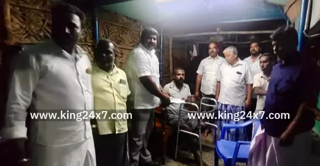 மரத்தில் இருந்து தண்டுவடம் பாதிக்கப்பட்ட திமுக நிர்வாகி மரத்தில் இருந்து தண்டுவடம் பாதிக்கப்பட்ட திமுக நிர்வாகி