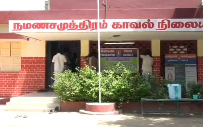 புதுக்கோட்டை: கார் மோதிய விபத்தில் ஒருவர் படுகாயம்