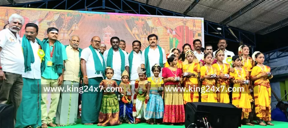 கபிலர்மலை பாலசுப்ரமணிய சாமி கோவில் வேல்மாறல் மற்றும் திருப்புகழ் வழிபாடு.