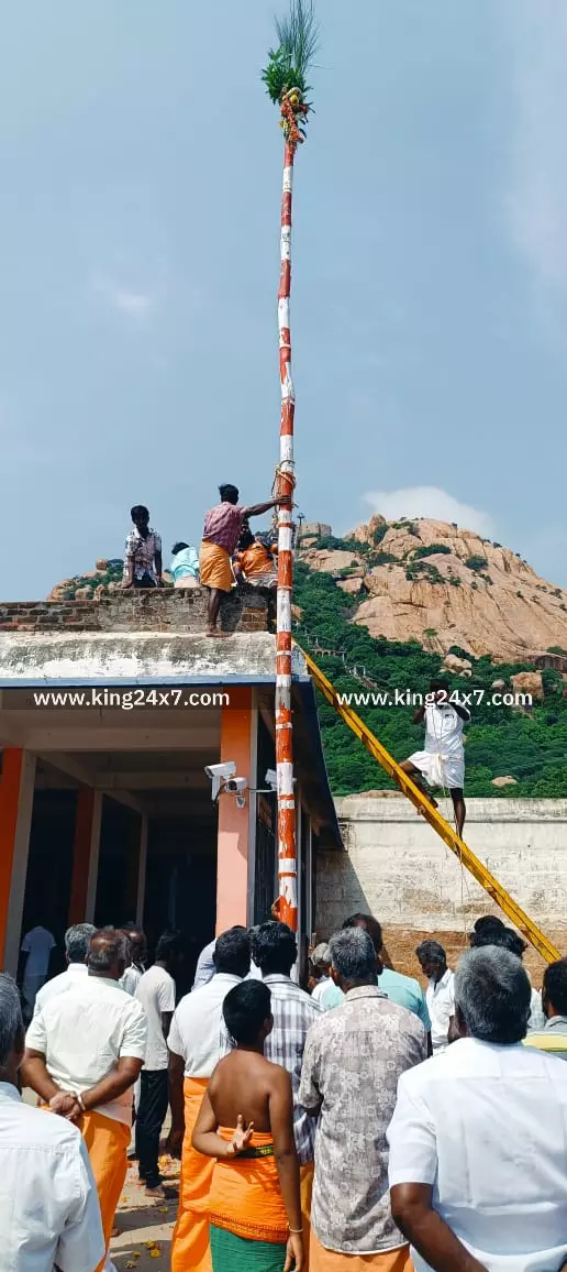 அய்யர்மலை ரத்தினகிரீஸ்வரர் கோவிலில், 8 ஆம் ஆண்டு கந்த சஷ்டி சூரசம்ஹார விழா