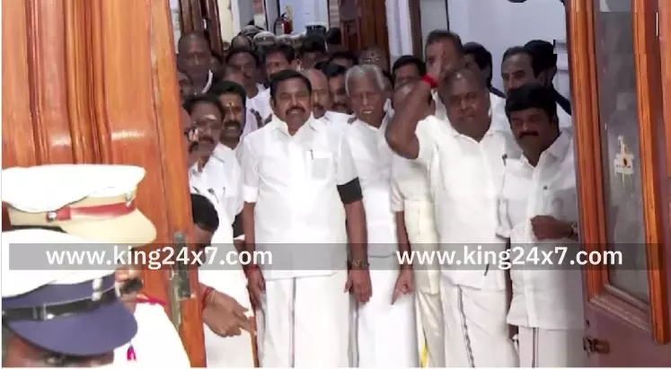 சட்டப்பேரவையில் அமளியில் ஈடுபட்ட அதிமுக உறுப்பினர்கள் வெளிநடப்பு!!