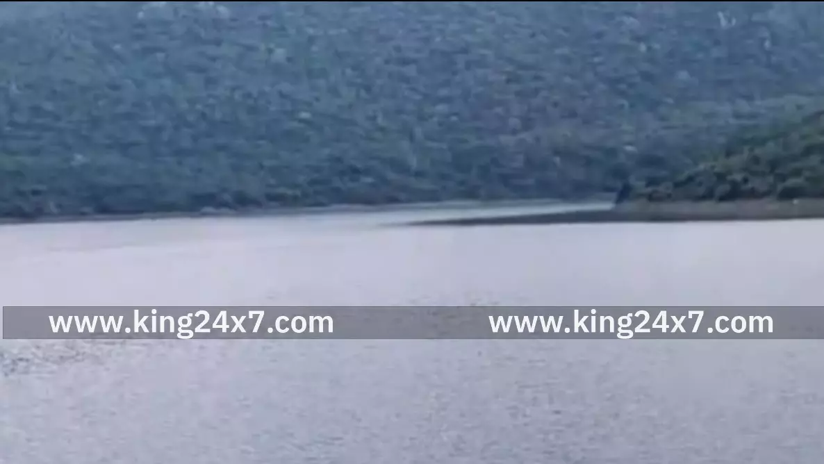 வேகமாக நிரம்பும் அணை அதிகாரிகள் எச்சரிக்கை வேகமாக நிரம்பும் அணை அதிகாரிகள் எச்சரிக்கை