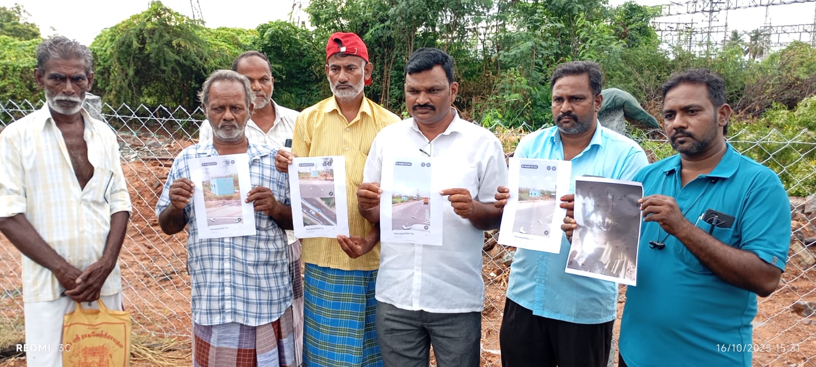 திருச்செங்கோட்டை அடுத்த எலச்சிபாளையம் பகுதியில் சிறுபான்மை இன முஸ்லிம் மக்களுக்கு சொந்தமான மயானம் ஆக்கிரமிப்பு அங்கிருந்த வீடுகள் இடிப்பு