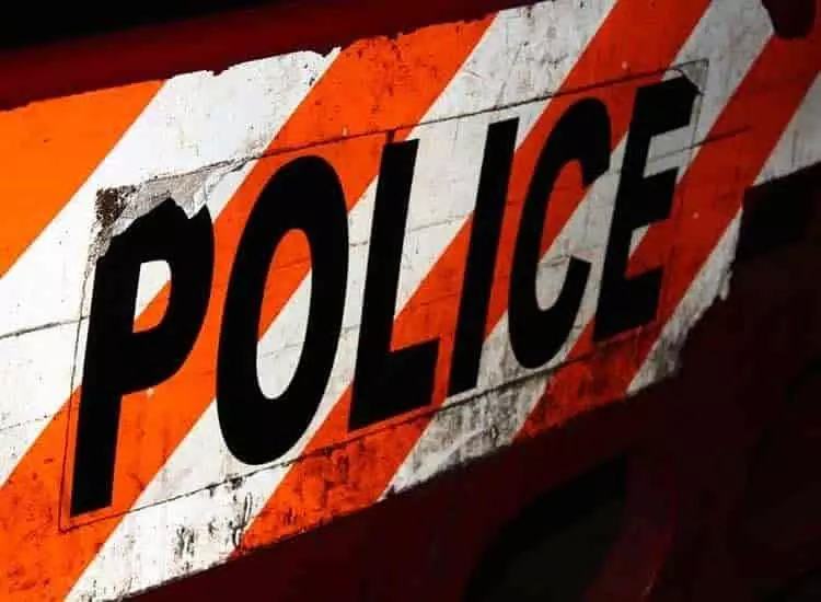 அடகு வைத்த நகையை திருப்பி தராதவர் மீது வழக்கு அடகு வைத்த நகையை திருப்பி தராதவர் மீது வழக்கு