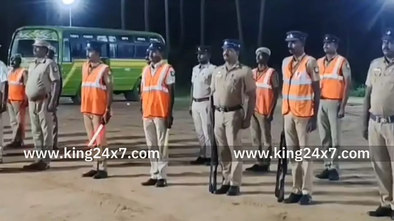 காவல்துறையினர் விழிப்புணர்வு பேரணி காவல்துறையினர் விழிப்புணர்வு பேரணி