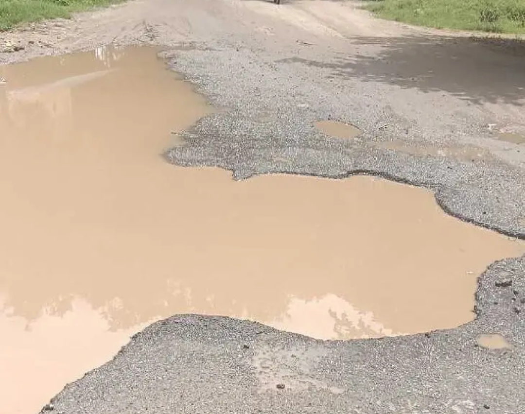 சந்தூர் புதிய சாலை அமைக்க வாகன ஓட்டிகள் எதிர்ப்பு