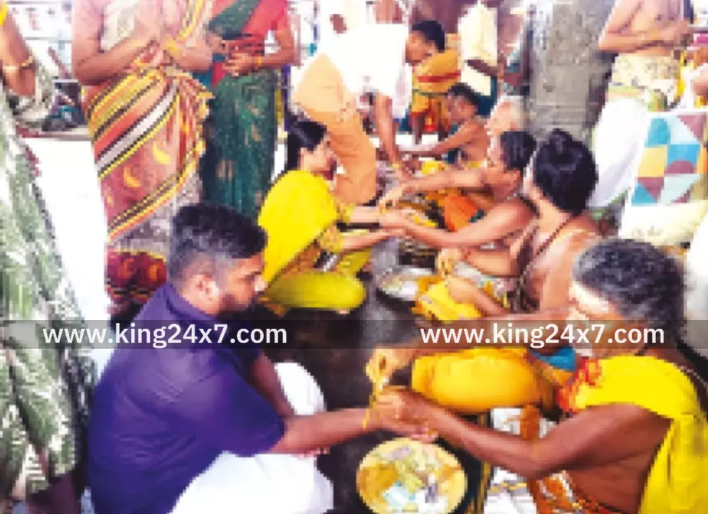 சிவன்மலை முருகன் கோவிலில் கந்தர் சஷ்டி விழா ஆரம்பம், பக்தர்கள் காப்பு கட்டி விரதத்தை தொடங்கினர் 