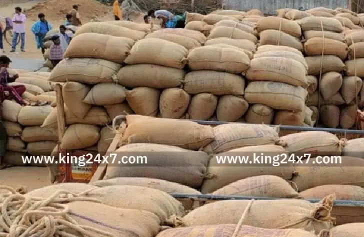 தமிழ்நாட்டில் நெல் கொள்முதல் ஈரப்பத அளவை 22%ஆக உயர்த்துவது தொடர்பாக ஆய்வு செய்ய மத்திய அரசு சார்பில் குழு அமைப்பு!!