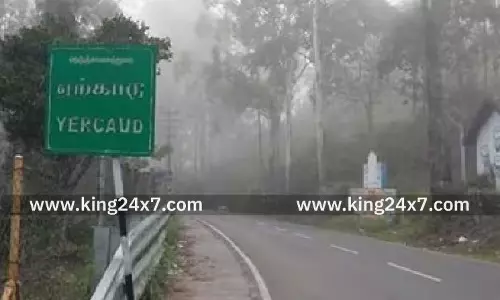 சுற்றுலா பயணிகள் ஷாக்..! ஏற்காடு மலை பாதையில் வாகனங்கள் செல்ல தடை!!