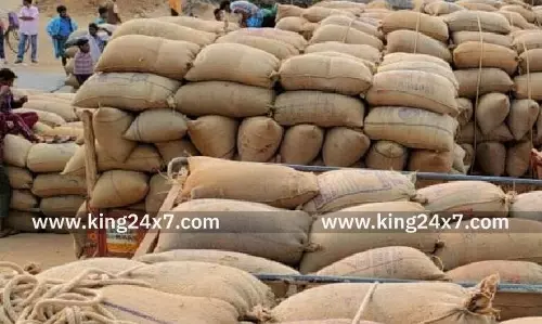 தமிழ்நாட்டில் நெல் கொள்முதல் ஈரப்பத அளவை 22%ஆக உயர்த்துவது தொடர்பாக ஆய்வு செய்ய மத்திய அரசு சார்பில் குழு அமைப்பு!!