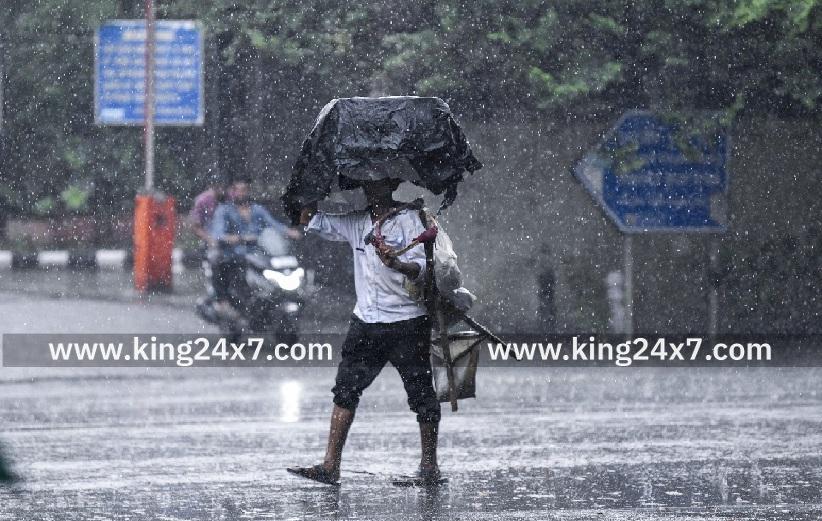 தமிழ்நாட்டில் அதிகபட்சமாக கடலாடி, காயல்பட்டினத்தில் தலா 4 செ.மீ. மழை பதிவு!!