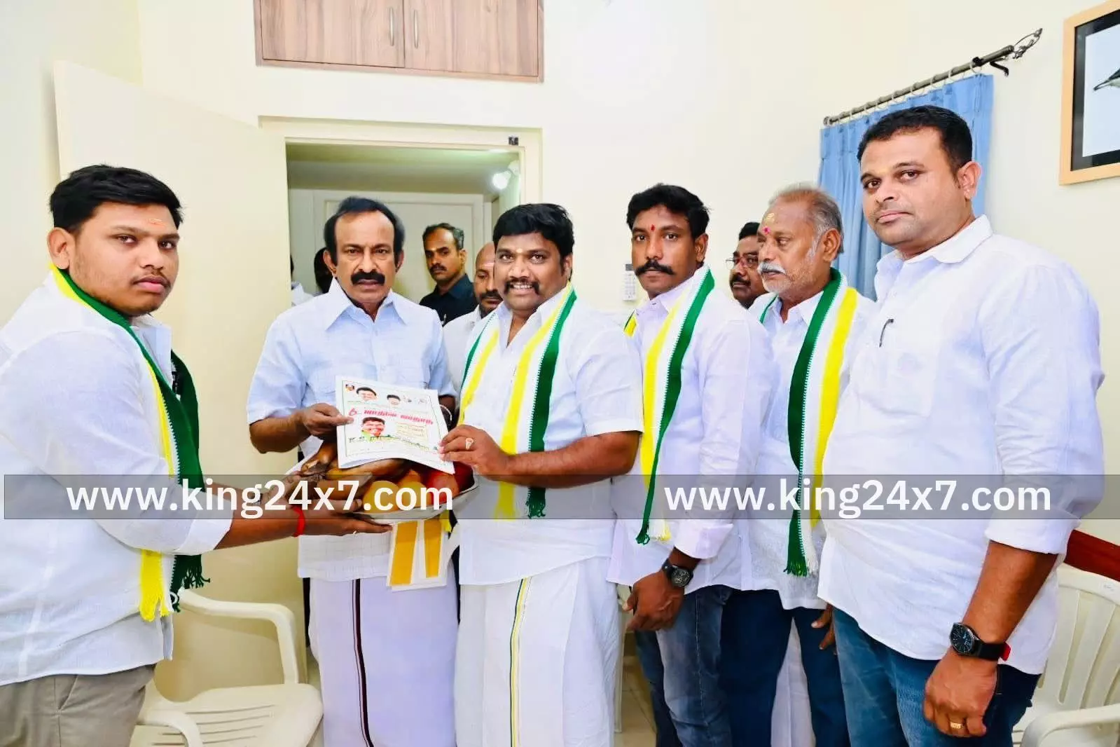 அமைச்சர் சு.முத்துசாமியுடன் புதிய திராவிட கழக தலைவர் கே.எஸ்.ராஜ் கவுண்டர் சந்திப்பு!!