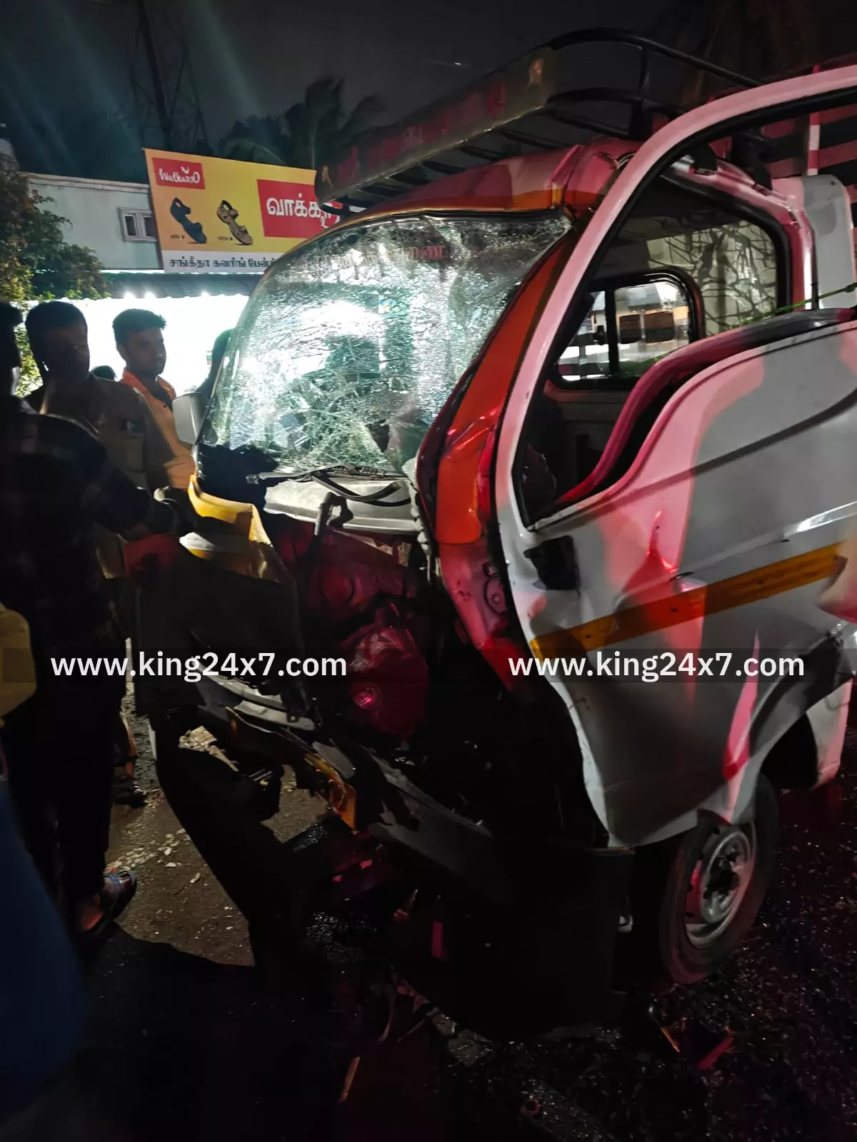 கோவை: விபத்து : பெண் பலி – சிறுமி உள்பட 7 பேர் காயம்