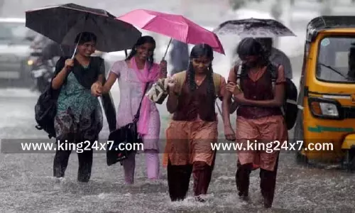 தூத்துக்குடி மாவட்டத்தில் திங்கள்கிழமை பள்ளிகளுக்கு விடுமுறை!!