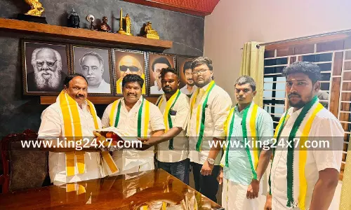 ஈரோடு வடக்கு மாவட்ட கழகச் செயலாளர் என்.நல்லசிவமுடன் கே.எஸ்.ராஜ் கவுண்டர் சந்திப்பு!!