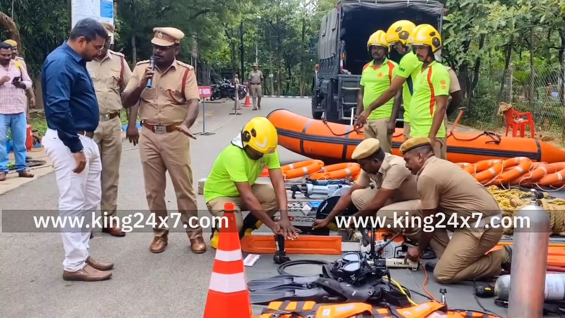 தீயணைப்பு துறையினர் பேரிடர் மீட்பு ஒத்திகை