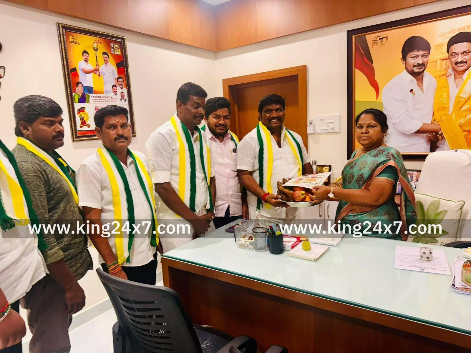 அமைச்சர் என்.கயல்விழி செல்வராஜ் அவர்கள் உடன் கே.எஸ்.ராஜ் கவுண்டர் சந்திப்பு!!