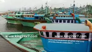 மீனவர்கள் 4வது நாளாக கடலுக்கு மீன் பிடிக்க செல்லவில்லை!