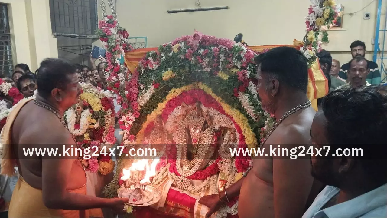 தங்க விநாயகர் ஆலயத்தில் திருக்கல்யாண வைபவம்