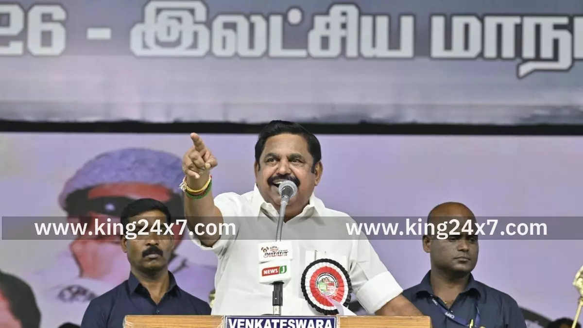 டெங்கு காய்ச்சலைக் கட்டுப்படுத்த போர்க்கால நடவடிக்கை: இபிஎஸ் வலியுறுத்தல்