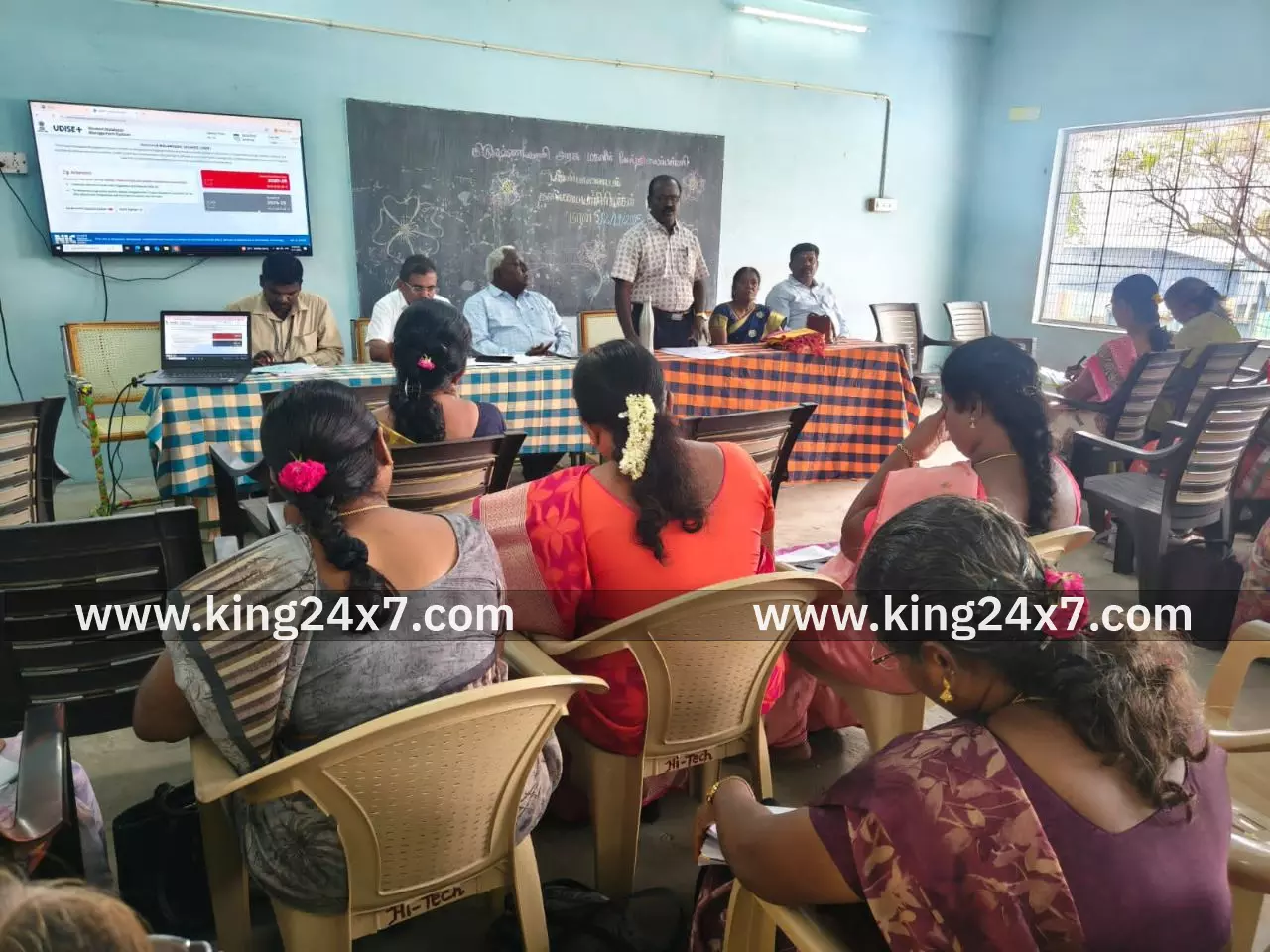 கிருஷ்ணவேணி அரசு மகளிர் மேல்நிலைப் பள்ளியில் நடைபெற்ற தலைமை ஆசிரியர்களுக்கான ஆய்வுக்கூட்டம். கிருஷ்ணவேணி அரசு மகளிர் மேல்நிலைப் பள்ளியில் நடைபெற்ற தலைமை ஆசிரியர்களுக்கான ஆய்வுக்கூட்டம்.