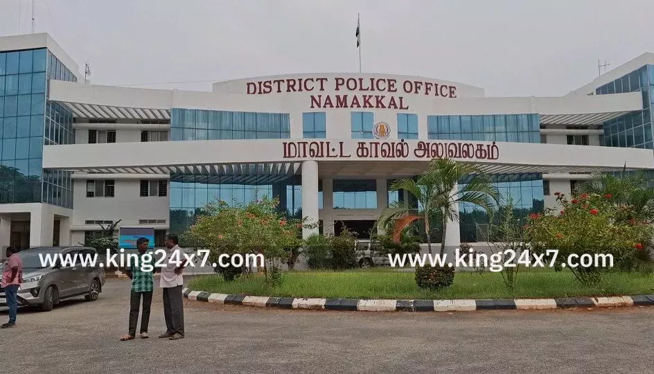 ரிக் வண்டி பணிக்கு தொழிலாளர்களை அனுப்புவதாக கூறி கோடிக்கணக்கான பணத்தை புரோக்கர்கள், தொழிலாளர்கள் ஏமாற்றியதாக குற்றச்சாட்டு. ரிக் வண்டி பணிக்கு தொழிலாளர்களை அனுப்புவதாக கூறி கோடிக்கணக்கான பணத்தை புரோக்கர்கள், தொழிலாளர்கள் ஏமாற்றியதாக குற்றச்சாட்டு.