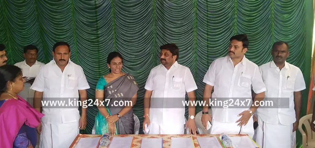 நாமக்கல்லில் ரூ. 9.15 கோடி மதிப்பில் தோழி மகளிர் விடுதி முதல்வர் அடிக்கல் நாட்டினார். நேரில் சென்று பார்வையிட்ட எம்.பி மற்றும் அமைச்சர். நாமக்கல்லில் ரூ. 9.15 கோடி மதிப்பில் தோழி மகளிர் விடுதி முதல்வர் அடிக்கல் நாட்டினார். நேரில் சென்று பார்வையிட்ட எம்.பி மற்றும் அமைச்சர்.