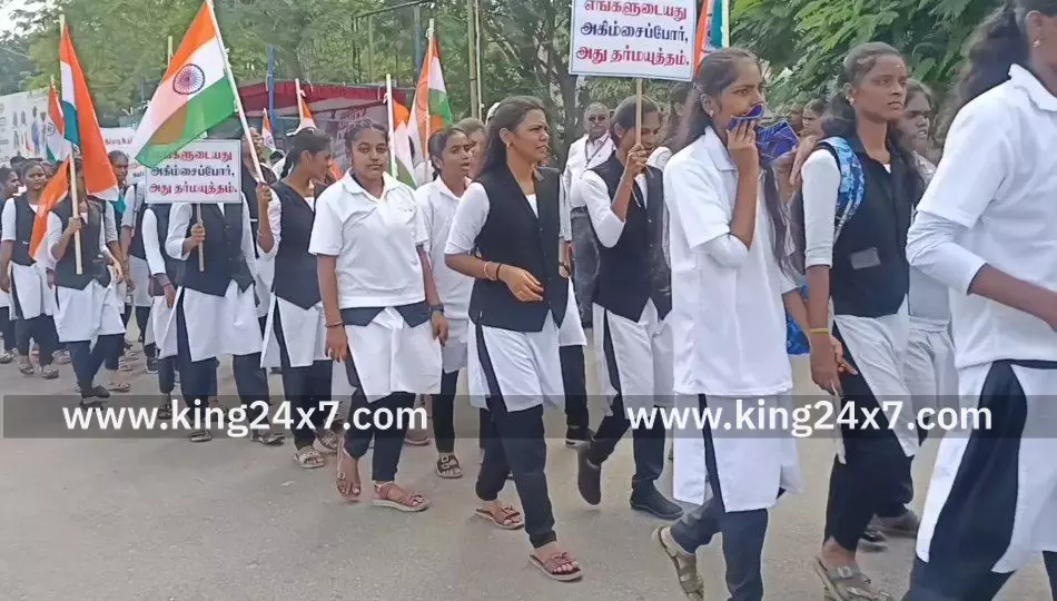 சர்தார் வல்லபாய் படேல் நூற்றாண்டு விழா ஏக் பாரத் மை பாரத் சார்பில் விழிப்புணர்வு பேரணி மற்றும் கலை நிகழ்ச்சி. சர்தார் வல்லபாய் படேல் நூற்றாண்டு விழா ஏக் பாரத் மை பாரத் சார்பில் விழிப்புணர்வு பேரணி மற்றும் கலை நிகழ்ச்சி.