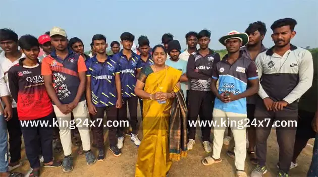 இளைஞர்களுக்கு அரசு விளையாட்டு மைதானம் : ஊராட்சி முன்னாள் உபதலைவர் கோரிக்கை