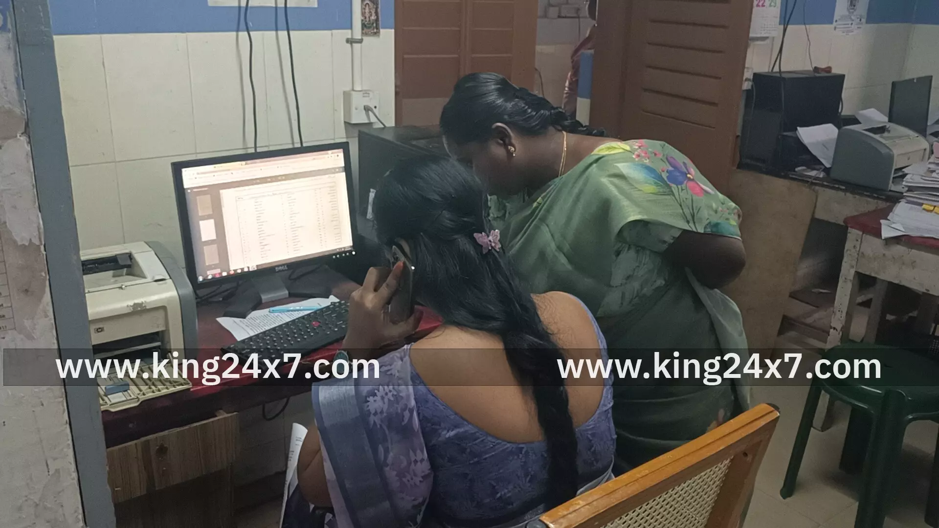 திருச்செங்கோடு சட்டமன்றத் தொகுதிக்குட் பட்ட பகுதிகளில் எஸ் ஐ ஆர் பணிகளை தமிழ்நாடு வருவாய்த்துறை  அலுவலர்கள் சங்கத்தினர் புறக்கணிப்பு.