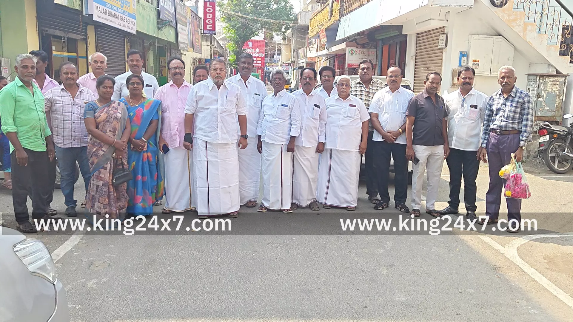 கல்வியாளர் நடராஜாவின் 100வது பிறந்த நாளையொட்டி சைக்கிள் பேரணி