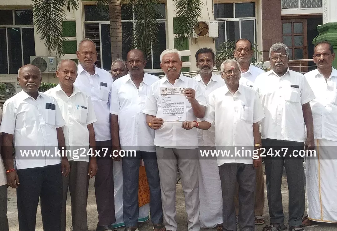 கரூர் -தமிழ் மாமன்னர் பேரரசன் ராஜேந்திர சோழன் ஆயிரம் ஆண்டுகால நிறைவு விழாவை அரசு விழாவாக கொண்டாட ஆட்சியரிடம் மனு.