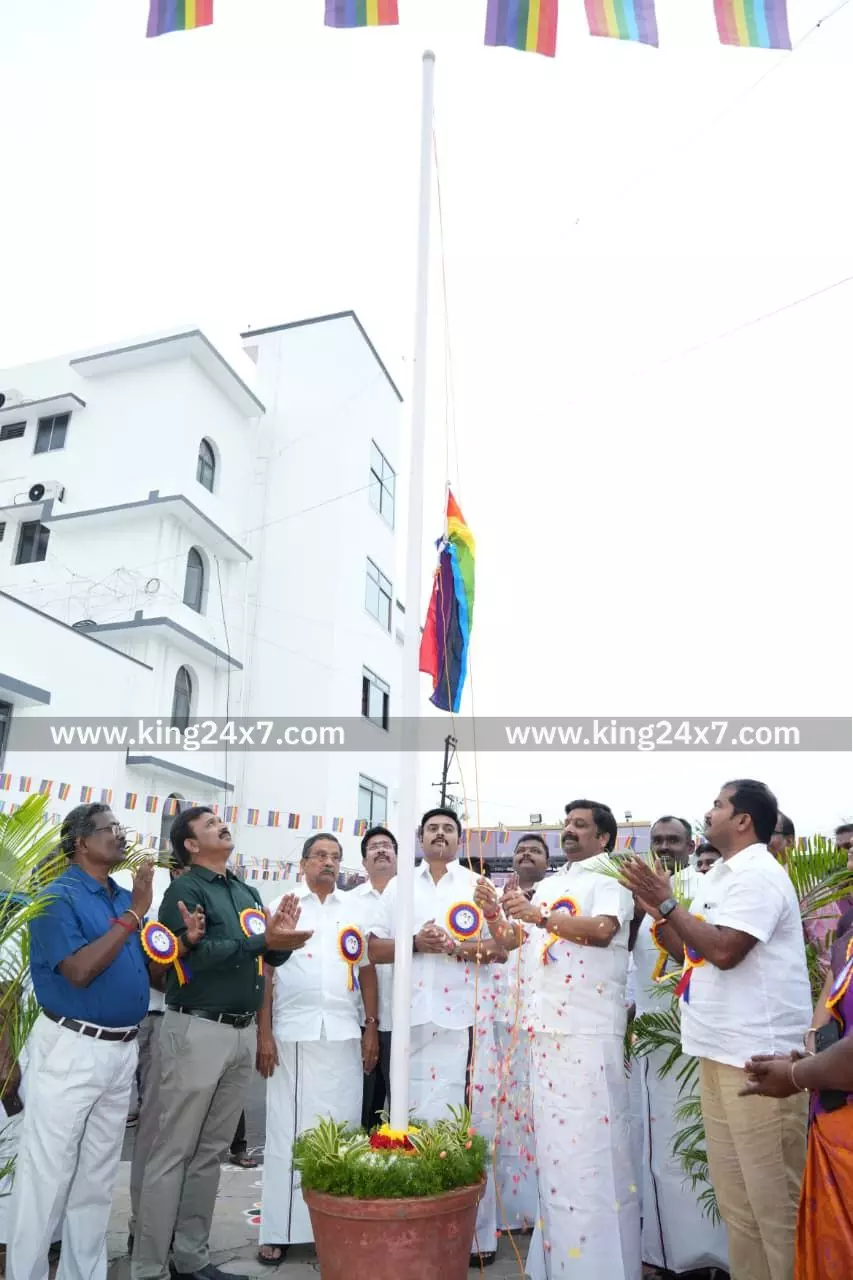 72-வது அனைத்திந்திய கூட்டுறவு வார விழா  4,777 பயனாளிகளுக்கு அரசு நலத்திட்ட உதவிகளை வழங்கிய அமைச்சர் மா.மதிவேந்தன் மற்றும் எம்.பி கே.ஆர்.என் ராஜேஷ்குமார்.