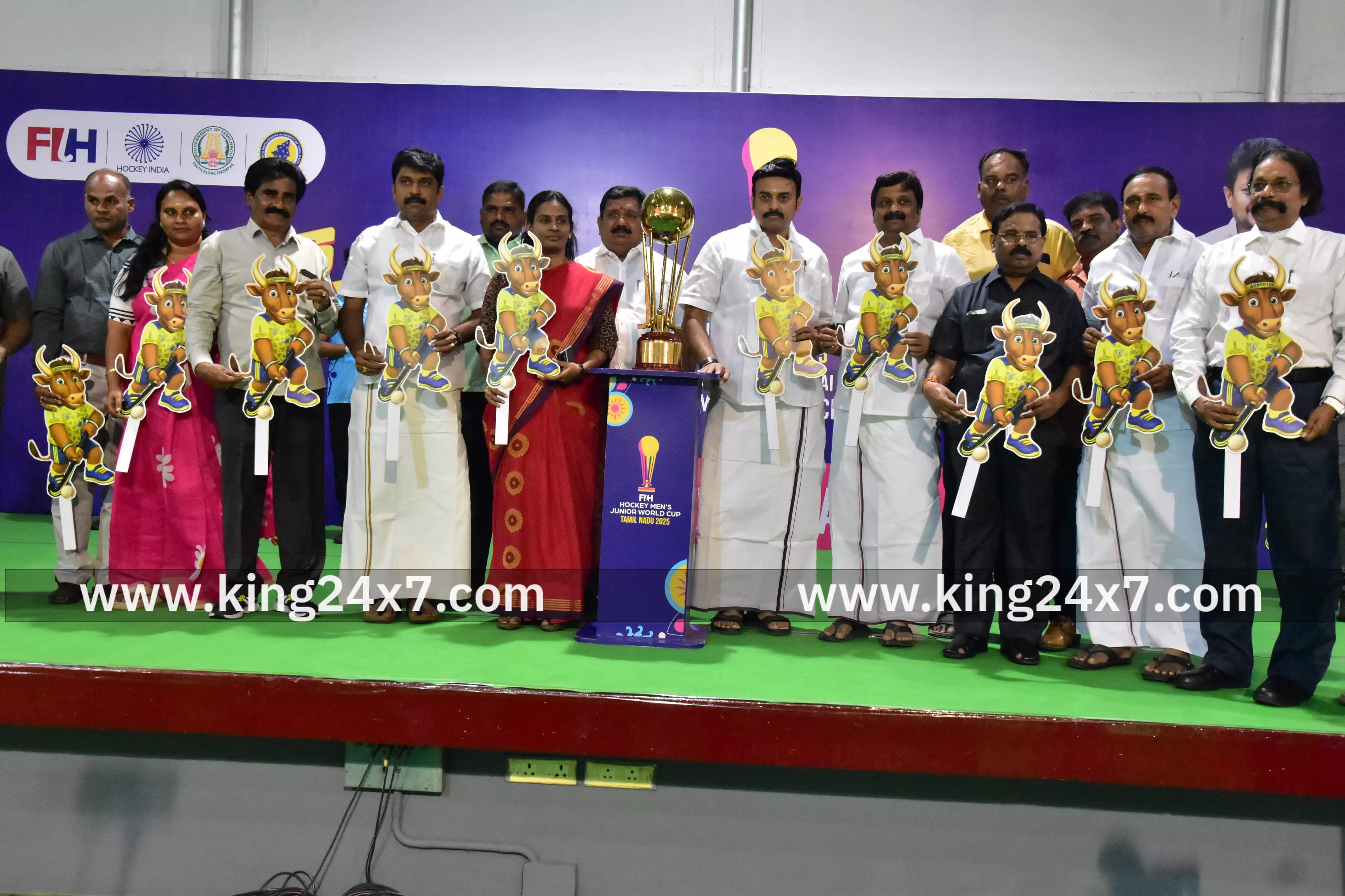 FIH - ஹாக்கி ஆடவர் ஜூனியர் உலக கோப்பை போட்டிகள் -2025 சுற்றுப்பயண ஊர்வலத்தினை வரவேற்றார் அமைச்சர் மா. மதிவேந்தன். FIH - ஹாக்கி ஆடவர் ஜூனியர் உலக கோப்பை போட்டிகள் -2025 சுற்றுப்பயண ஊர்வலத்தினை வரவேற்றார் அமைச்சர் மா. மதிவேந்தன்.