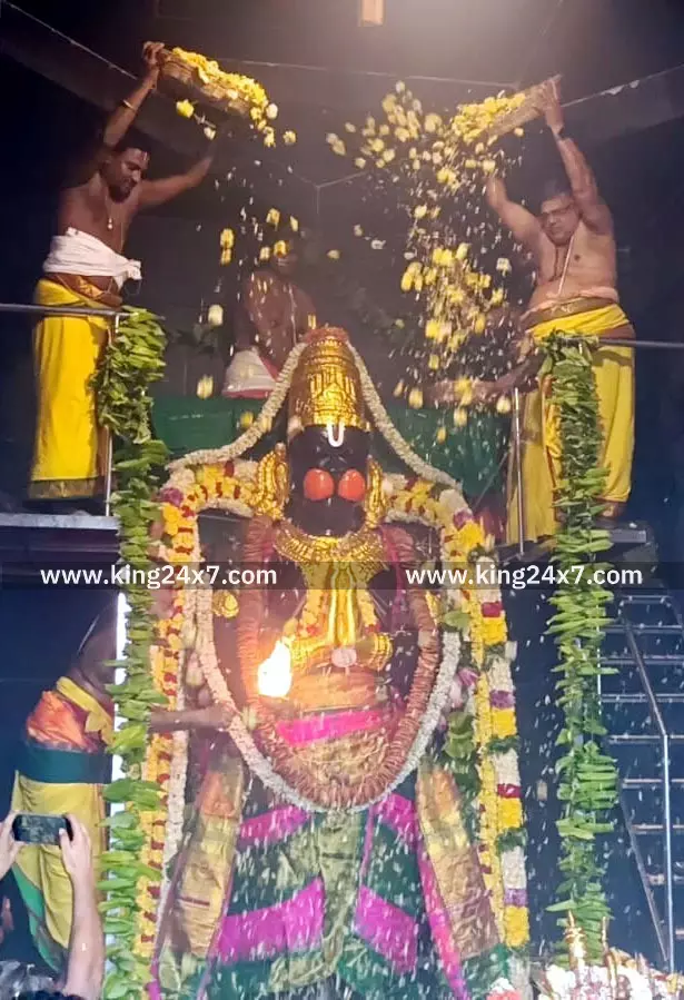 ஸ்ரீவிஸ்வரூப பக்த ஆஞ்சநேயர் ஆலயத்தில் மகாகும்பாபிஷேகம்.