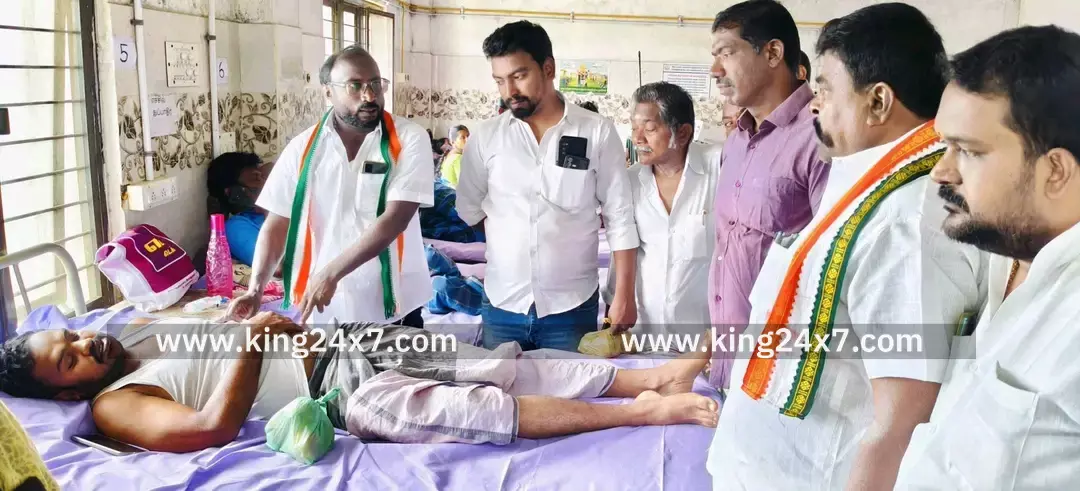 தென்காசி விபத்தில் காயமடைந்தவர்களுக்கு எம்எல்ஏ ஆறுதல்