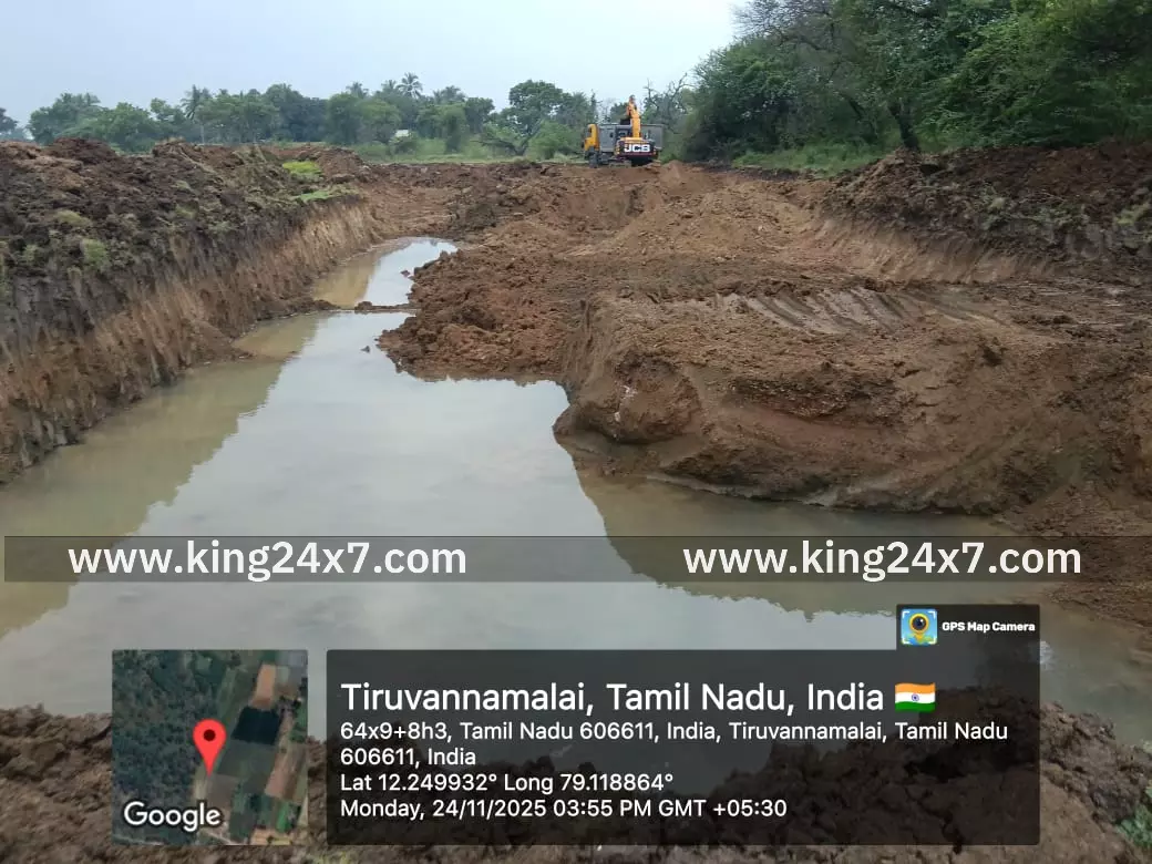 ஏரி மண் திருட்டு நடவடிக்கை எடுக்குமா மாவட்ட நிர்வாகம்.