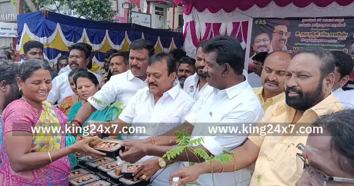 தமிழக துணை முதலமைச்சர் பிறந்த நாளில் கரூரில் பிரியாணி வழங்கி திமுகவினர் கொண்டாட்டம்.