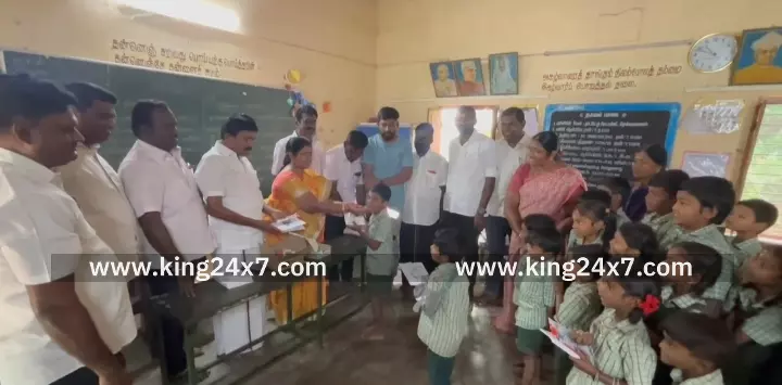 கரூர்- தமிழக துணை முதலமைச்சர் பிறந்த நாளை பல்வேறு நிகழ்ச்சிகளில் வாயிலாக கொண்டாடிய எம்எல்ஏ சிவகாமசுந்தரி.