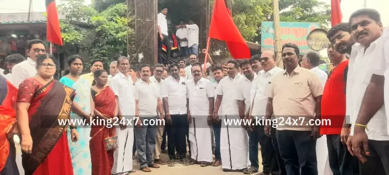 பரமத்திவேலூரில் உதயநிதி ஸ்டாலின் பிறந்தநாள் விழா.