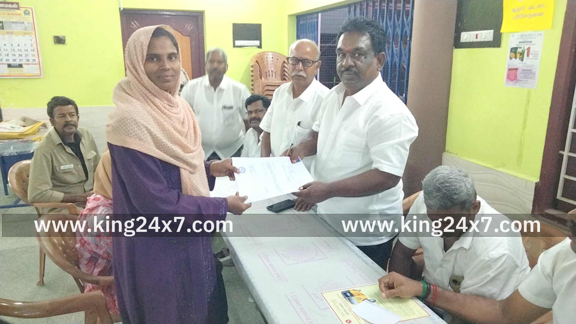 ராமநாதபுரம்  பெண் ஆட்டோ ஓட்டுனருக்கு மானியம் வழங்கும் விழா நடைபெற்றது