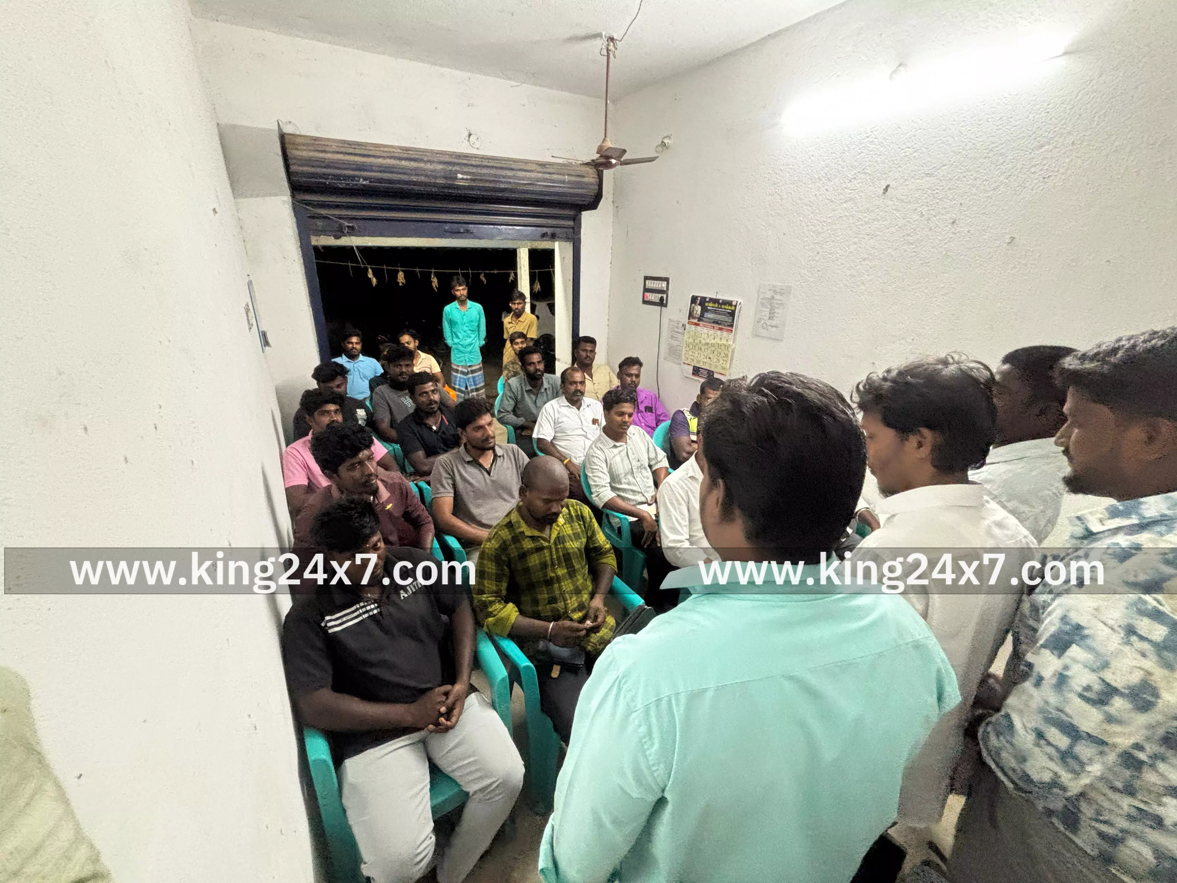 இனுங்கூரில் தமிழக வெற்றிக் கழகம் குளித்தலை கிழக்கு ஒன்றிய ஆலோசனைக் கூட்டம்