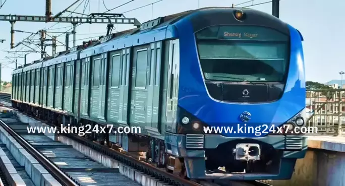 தொழில்நுட்ப கோளாறால் நடுவழியில் நிற்கும் சென்னை மெட்ரோ ரயில்!!